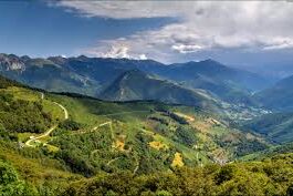 Guided or self guided cycling holidays in the Pyrenees for groups and individuals organised by European Cycling Tours