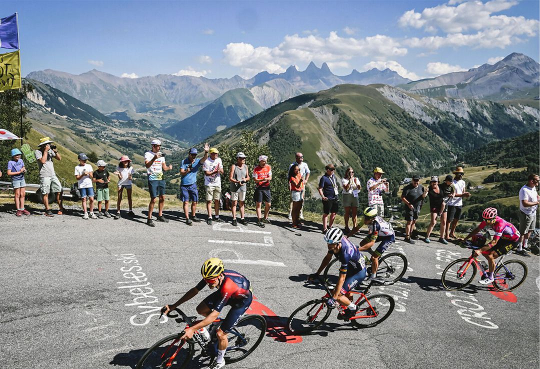 Watch the peloton Tour de France on our Alps Etape du Tour 2023