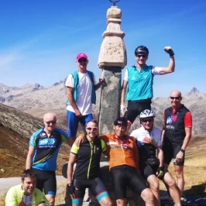 Cyclists riding bicycles from beautiful lake Annecy ona 4 day cycle tour through the French Alps to Mont Ventoux riding over famous TdF climbs and cols including Lacets de Montvernier, Croix de Fer and Alpe d’Huez. Bike vacation organised by European Cycling Tours
